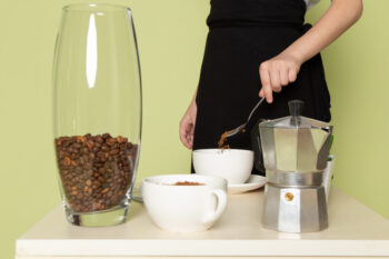 فرق قهوه فوری با قهوه تازه آسیاب شده